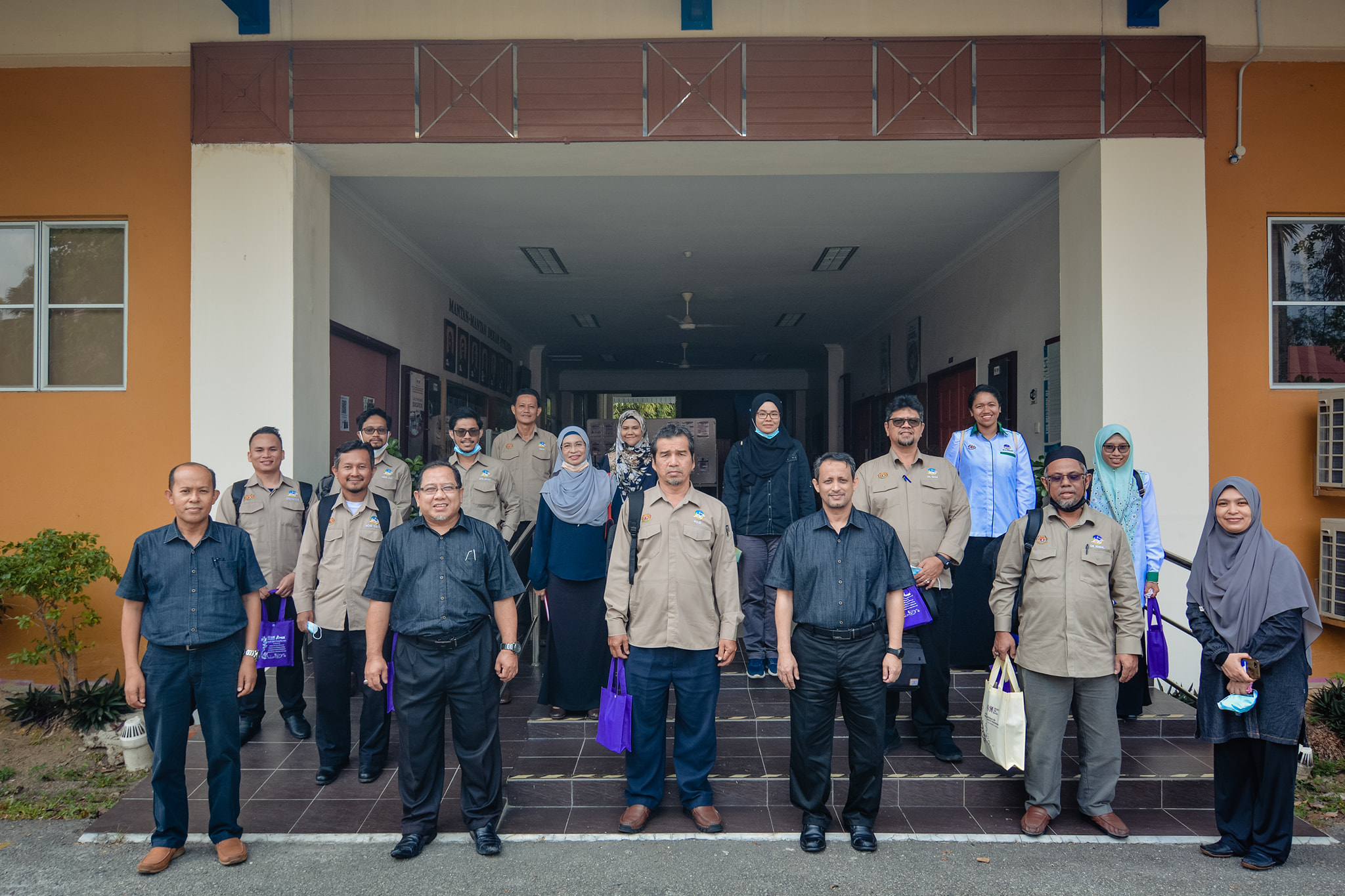 Mesyuarat bersama Pusat Penyelidikan Mineral, Jabatan Mineral dan Geosains.